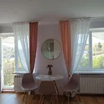 Hotel на гірській *