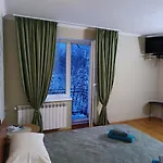 Hotel на гірській *