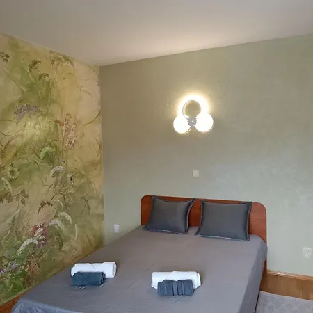 Hotel на гірській *