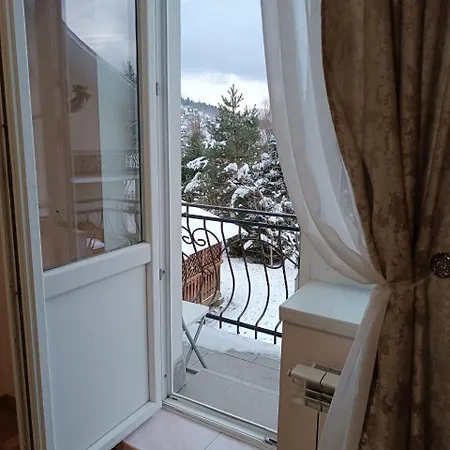 Hotel на гірській