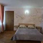 Hotel на гірській