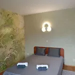 Hotel на гірській *