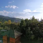 Hotel на гірській