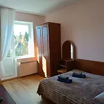 на гірській Hotel