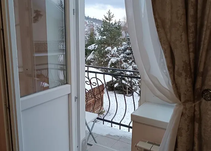 Hotel на гірській