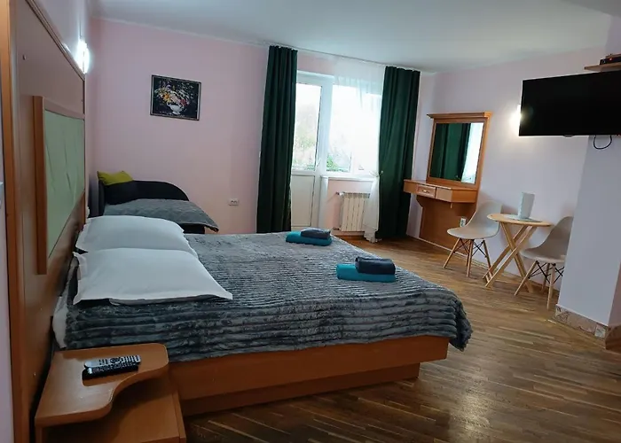 Hotel на гірській *